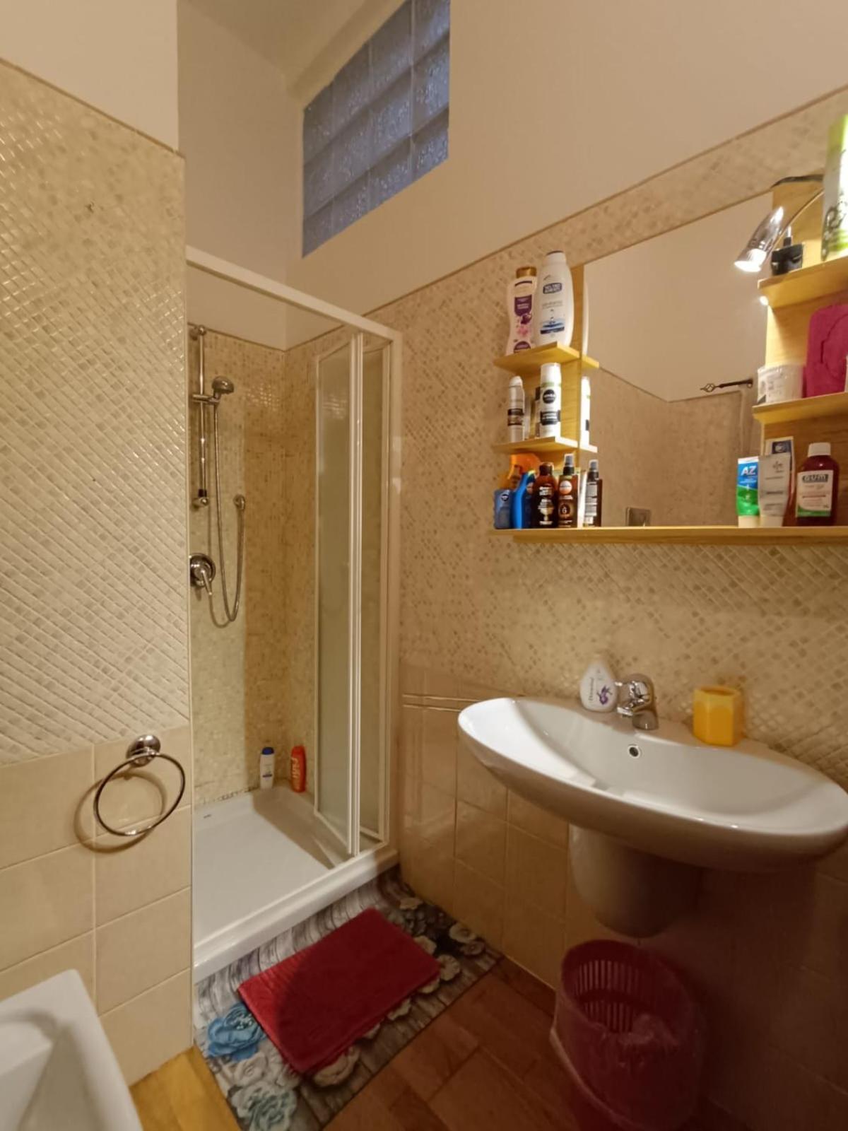 Orchidea Stanza Privata In Appartamento Condiviso "Sapori Di Mare" Cagliari Exterior foto